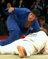 Japan's Shinohara wins men's open in world judo c'ships